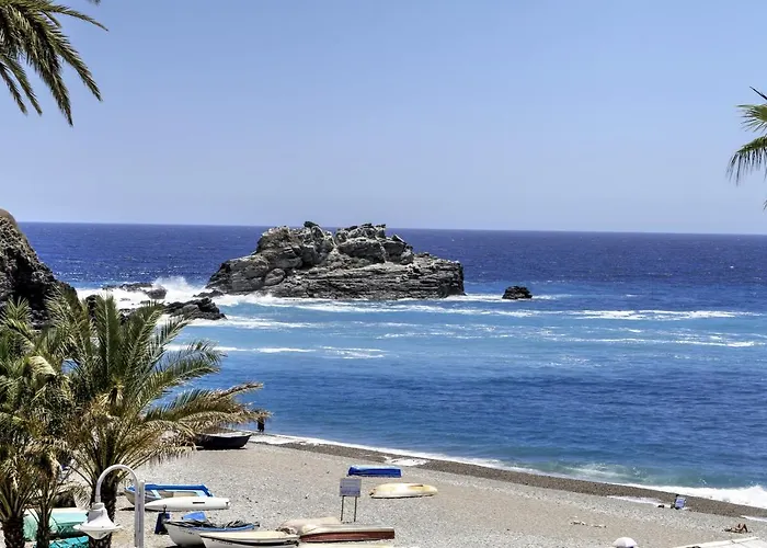 Primera Linea De Playa Con Parking Y Wifi
