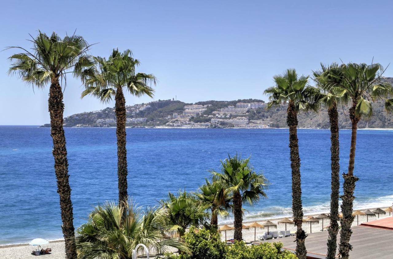 Primera Linea De Playa Con Parking Y Wifi